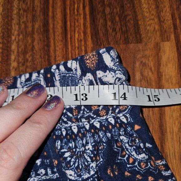 5 For $25 No Boundaries Blue and White Elephant Boho Buttery Soft Shorts - Picture 5 of 7